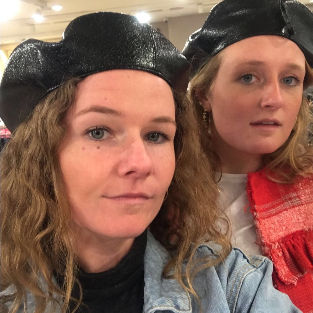 Meet your Posher, Cath